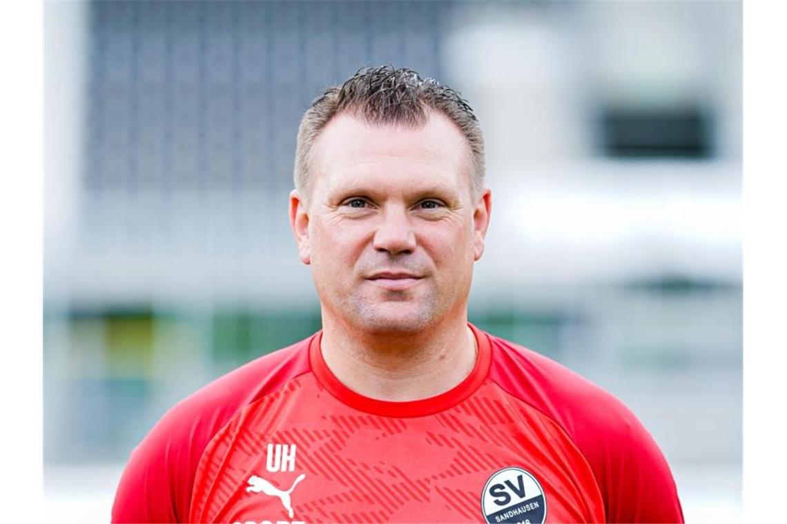 Sandhausens Bouhaddouz und Biada für Kurzeinsätze bereit SV Sandhausens Trainer Uwe Koschinat. Foto: Uwe Anspach/Archivbild