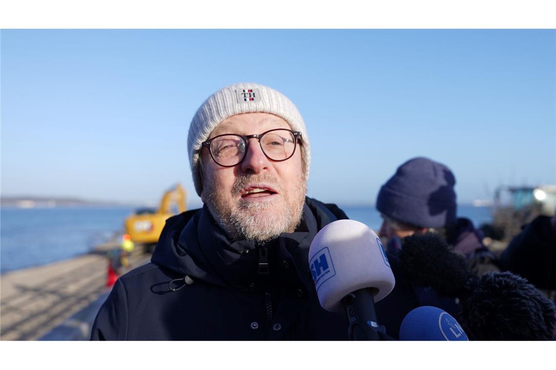 Sven Partheil-Böhnke,Bürgermeister von Timmendorfer Strand, zeigte sich erleichtert.