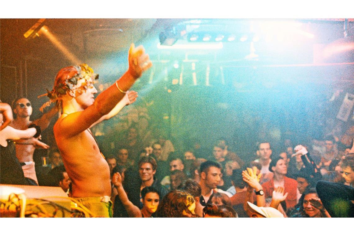 Sven Väth in den 1990ern im Frankfurter Club Omen, der die Technoszene wie kaum ein anderer geprägt hat