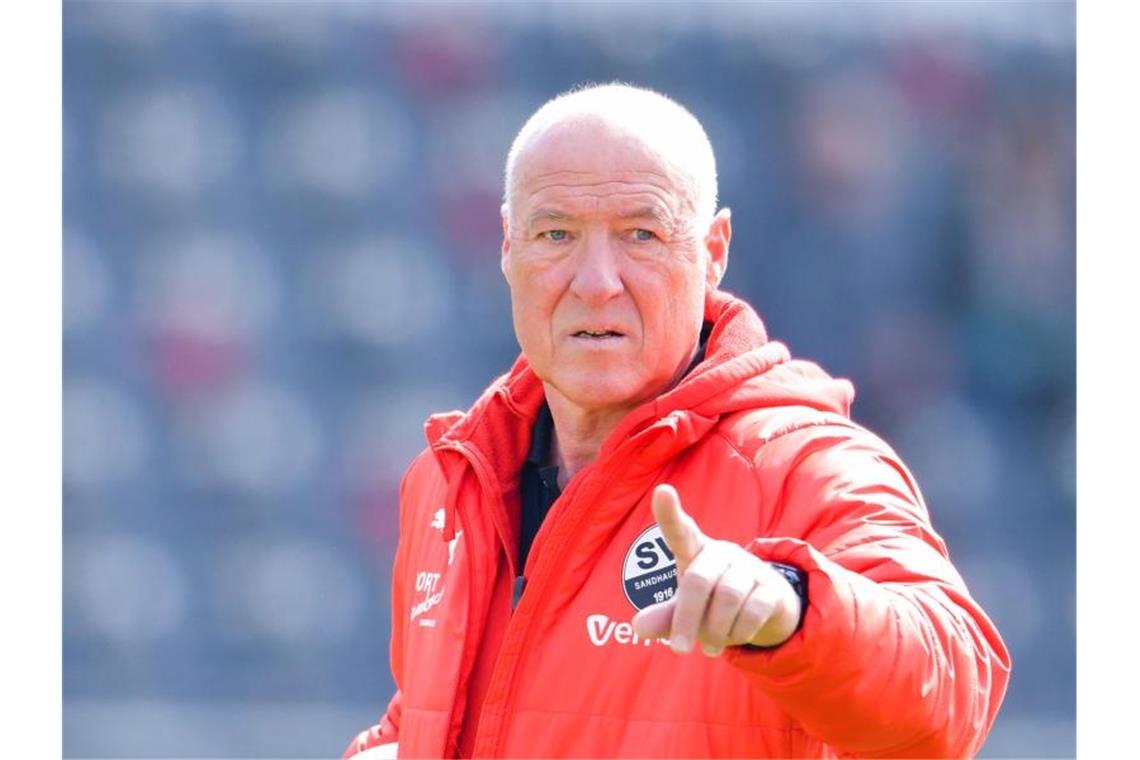SV Sandhausen: Verträge mit Co-Trainer und Fitnesscoach SV Sandhausen verlängert Verträge mit Co-Trainer und Fitnesscoach. Foto: Uwe Anspach/Archivbild
