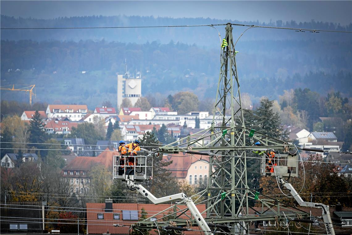 Stromausfall in Burgstetten und Kirchberg wegen defekten Kabels Symbolbild: Alexander Becher