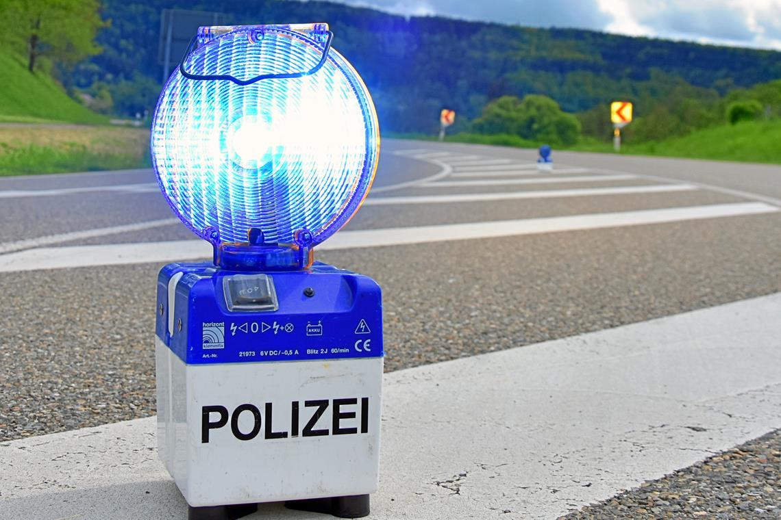Unfall mit drei Leichtverletzten bei Welzheim Symbolbild: Tobias Sellmaier