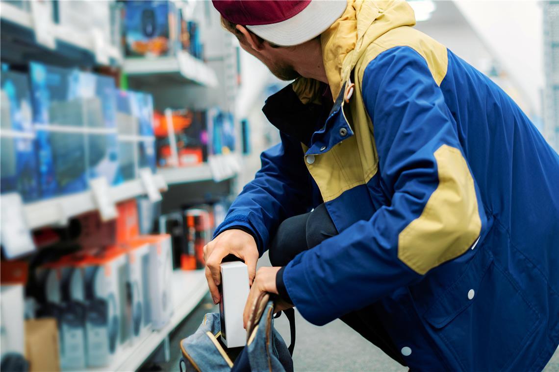 Ladendieb-verletzt-Mitarbeiter-bei-Fluchtversuch