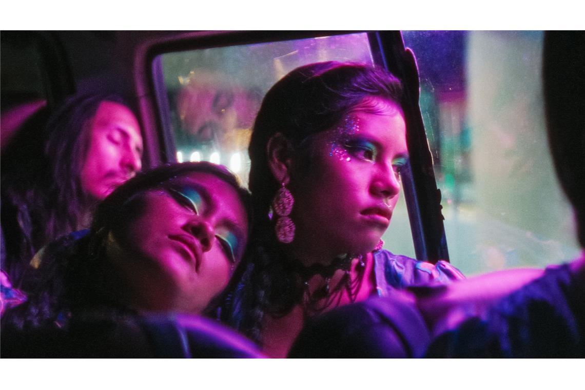 Szene aus  „La hija cóndor“ – über die  junge Hebamme  Clara in den Anden, die mit ihrem Gesang   Frauen während der Geburt unterstützt. Doch sie träumt von einer Karriere als Folk-Musikerin weit weg von den Bergen.