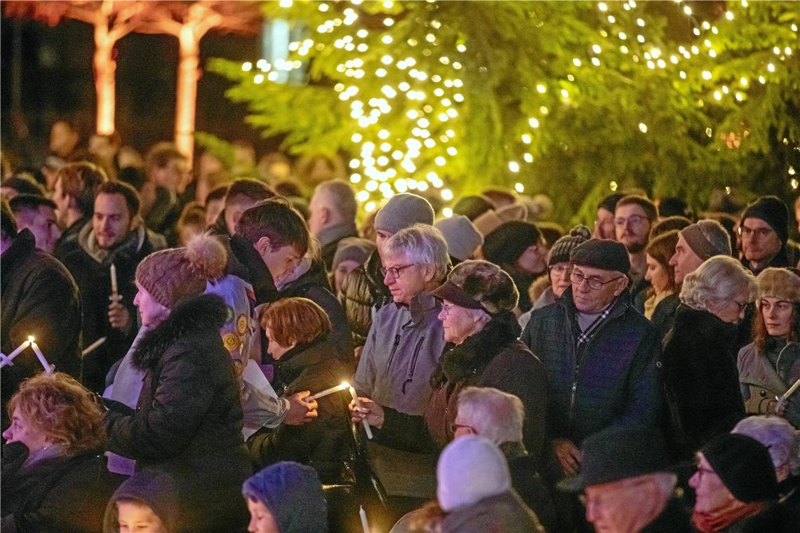 Neue Ideen zum Fest entwickelt Szenen des engen Miteinanders wie diese vom letzten Jahr auf dem Backnanger Stiftshof wird es diesmal nicht geben.