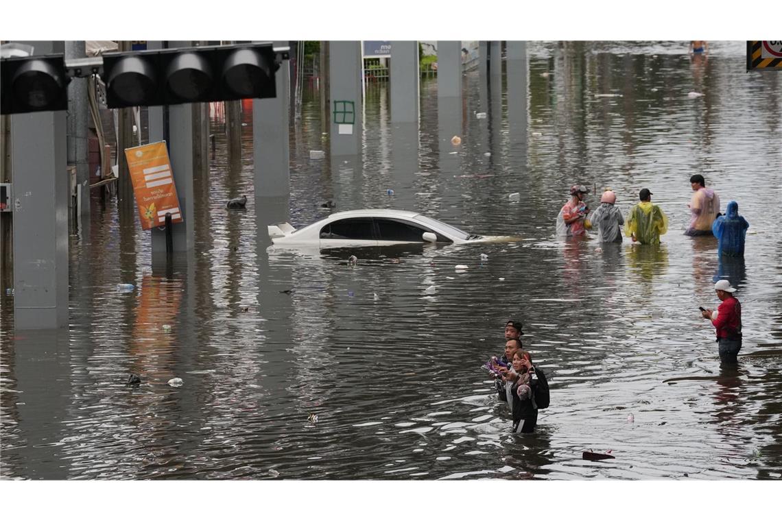 Tagelanger Starkregen hatte das Hochwasser ausgelöst.