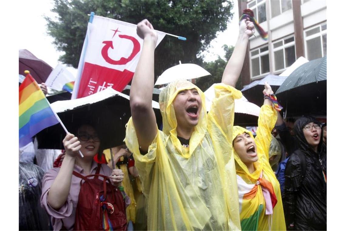 Taiwan ist das erste Land in Asien, das die Homoehe einführt. Foto: Chiang Ying-Ying/AP