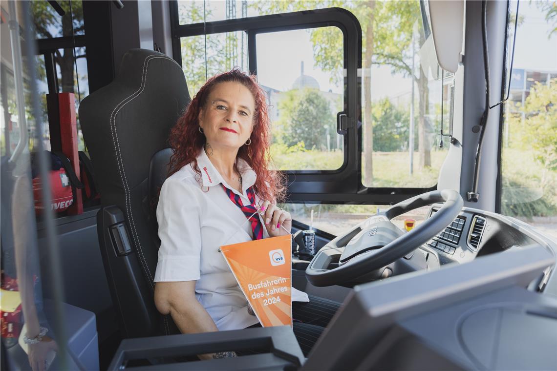 Eine Backnangerin ist Busfahrerin des Jahres Tanja Behnke sitzt vor allem in Winnenden und Welzheim hinter dem Steuer. Foto: Danijel Grbic