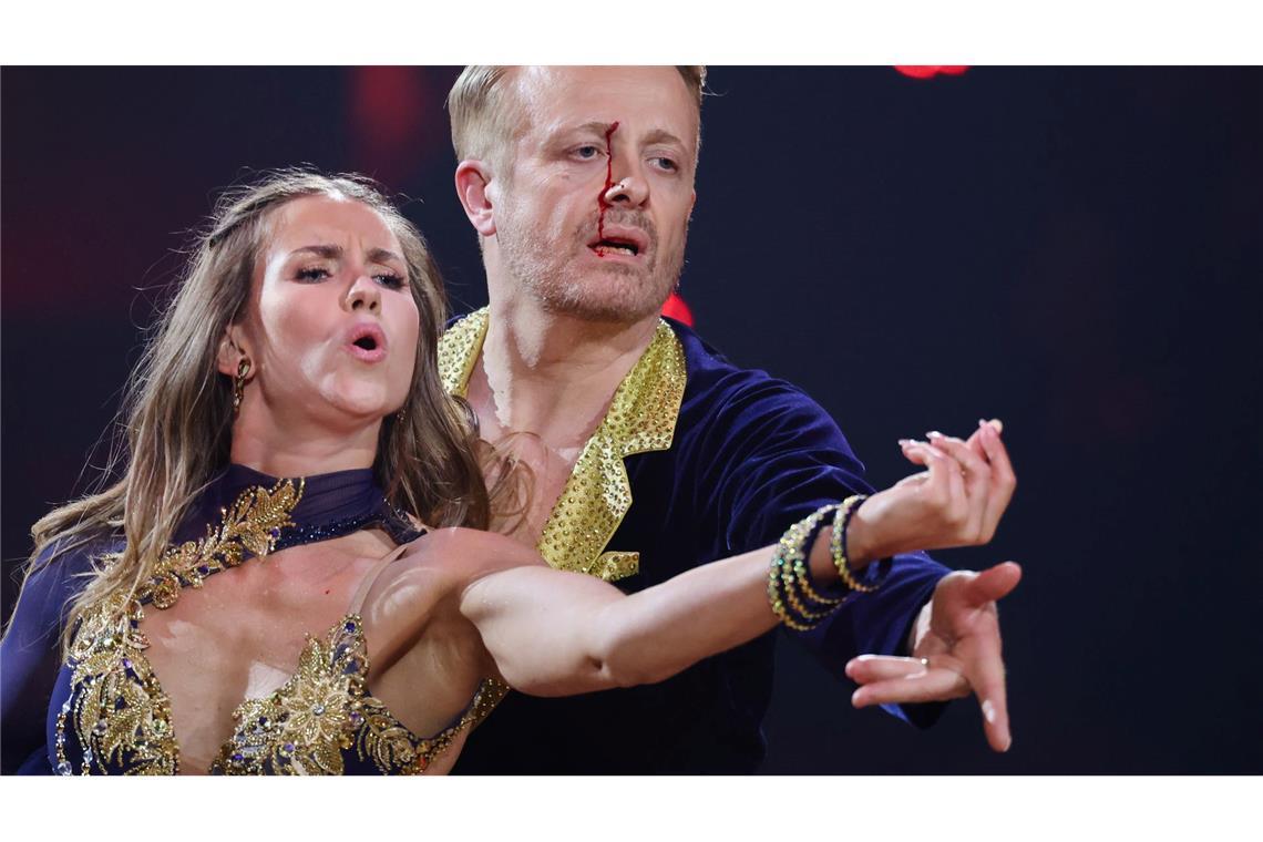 Tapfer tanzte Ross Antony weiter - trotz seiner Verletzung.