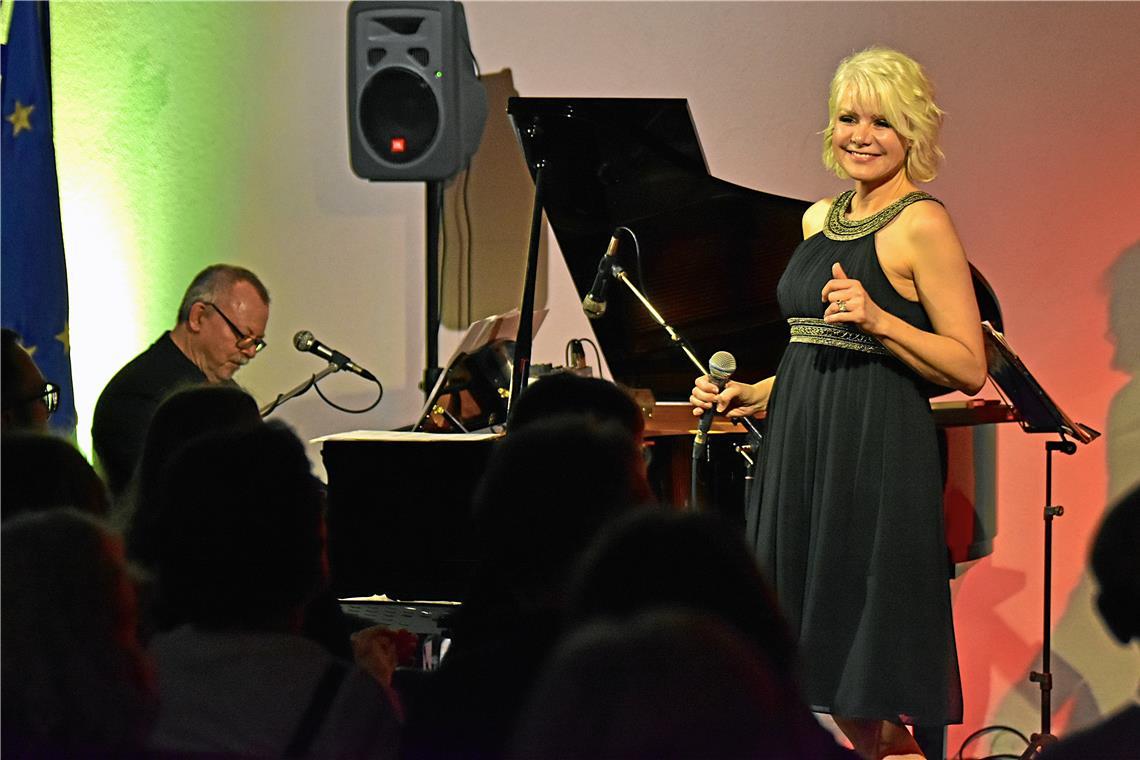 Tatjana Geßler und Frieder Berlin präsentieren am Samstag im Juxer Kulturlämmle Songs und Tiergeschichten. Archivfoto: Tobias Sellmaier