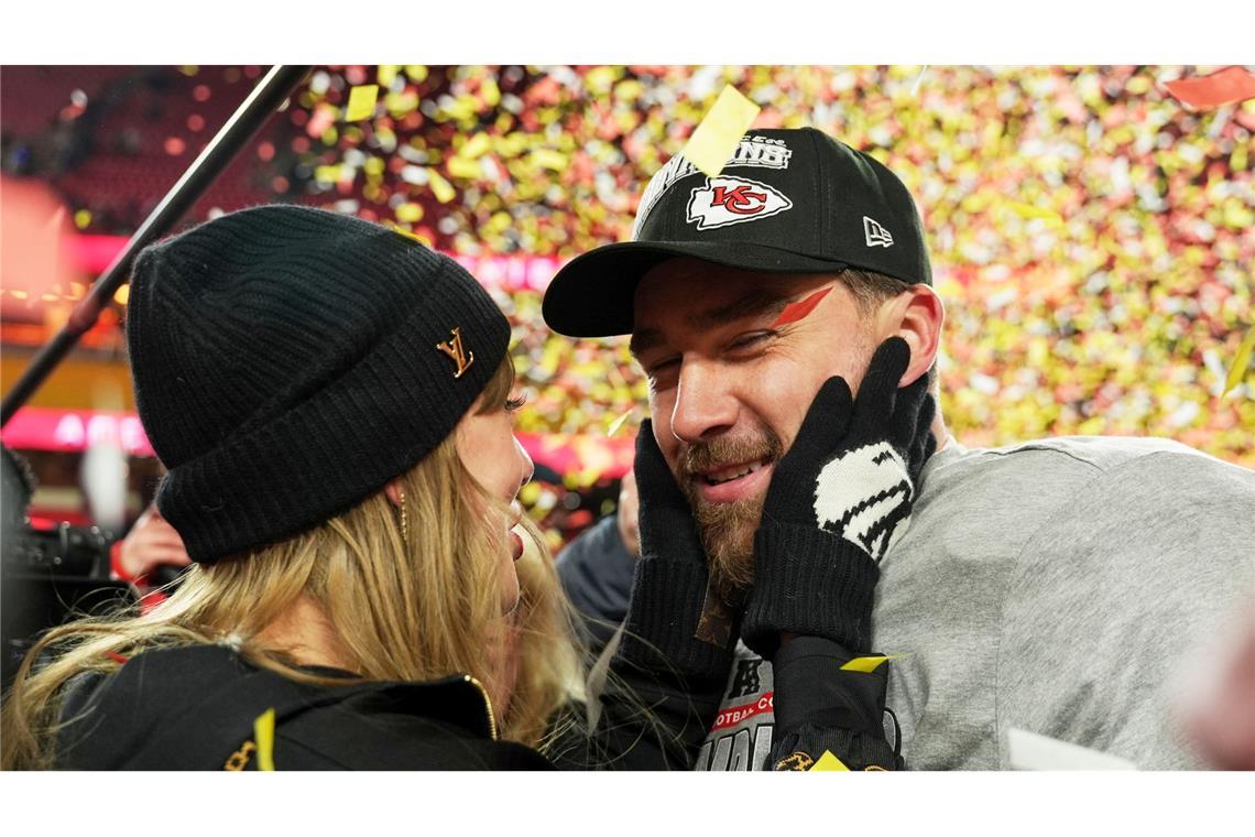 Super-Bowl-Anleitung zum Mitreden: Was alles wichtig ist Taylor Swift und Travis Kelce sind als paar sehr interessant für US-Medien.