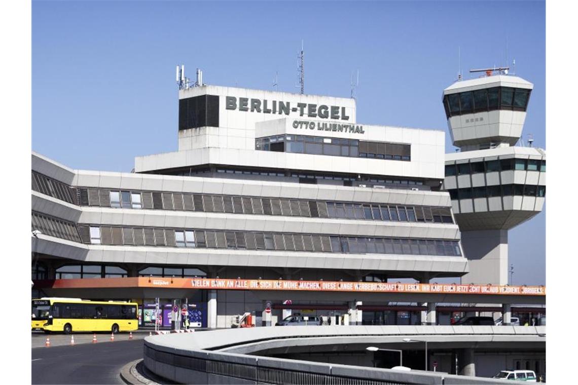 Tegel bleibt am Netz. Foto: Carsten Koall/dpa