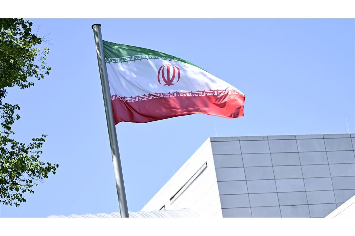 Iran und Russland vereinbaren Bau neuer Atomkraftwerke Teheran und Moskau unterzeichnen ein Abkommen zum Bau neuer Atomkraftwerke im Iran. (Symbolbild)