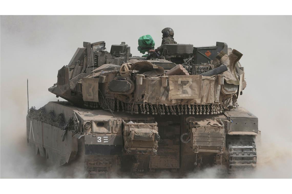 Israelische Regierung will wieder Hilfe nach Gaza lassen Teil der Großoffensive sind auch Bodentruppen.