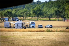 Teile der vorgesehenen Campingplätze, hier am Forstboden, sind im Vorfeld des Heimspiels aufgrund der Waldbrandgefahr gesperrt worden. Stattdessen hat man Alternativen innerhalb der Gemeinde geschaffen. Diese haben nicht jedem gefallen. Foto: Alexander Becher