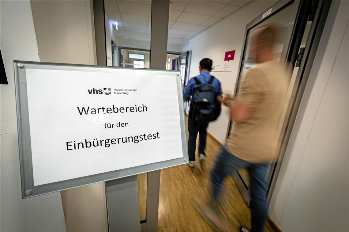 Einbürgerungstest: Mit Multiple Choice zur Staatsbürgerschaft