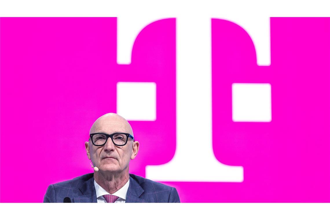 Telekom-Chef Tim Höttges geht auf Kuschelkurs zu US-Technologieriesen.