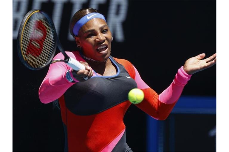 Tennis-Star Serena Williams erreicht nach einer guten Leistung in Melbourne die dritte Runde. Foto: Rick Rycroft/AP/dpa