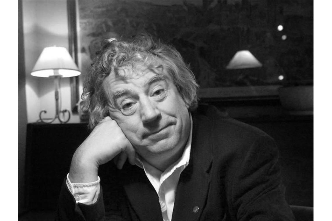 Monty-Python-Mitglied Terry Jones gestorben Terry Jones ist mit 77 Jahren gestorben. Zuletzt litt der Komiker an einer schweren Demenzerkrankung. Foto: Myung Jung Kim/PA Wire/dpa