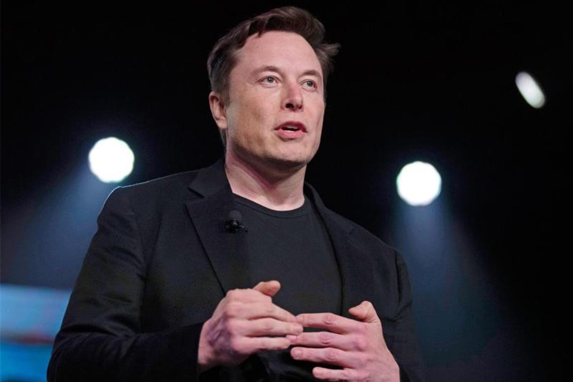 Tesla-Fabrik: Brandenburg hält Zeitplan für ehrgeizig Tesla-Chef Elon Musk hatte das Projekt für Berlin überraschend am Dienstagabend angekündigt. Foto: Jae C. Hong/AP/dpa