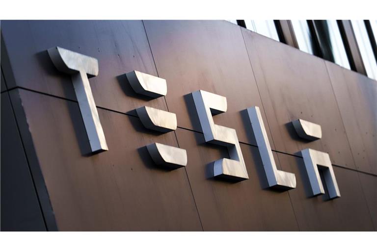 Tesla startet seinen lange angekündigten Robotaxi-Dienst.