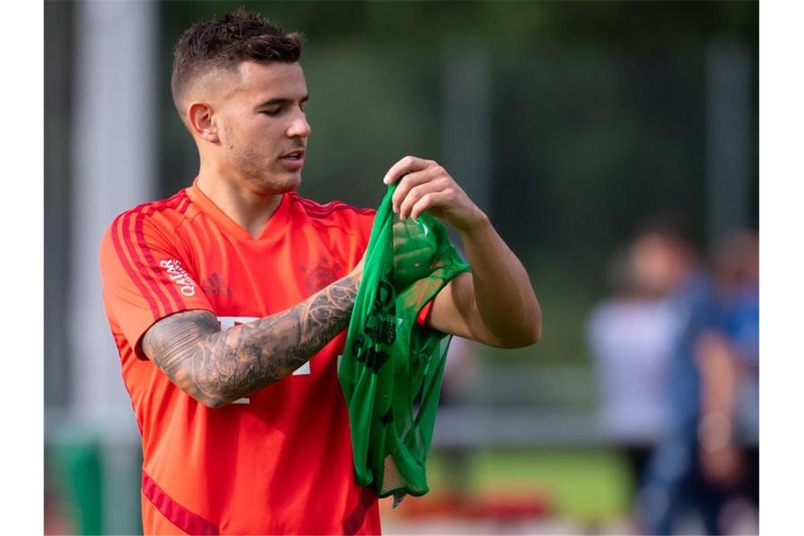 700-Millionen-Euro: Bundesliga steigert Transferrekord Teuerster Einkauf der Fußball-Bundesliga: Bayern-Neuzugang Lucas Hernández. Foto: Sven Hoppe