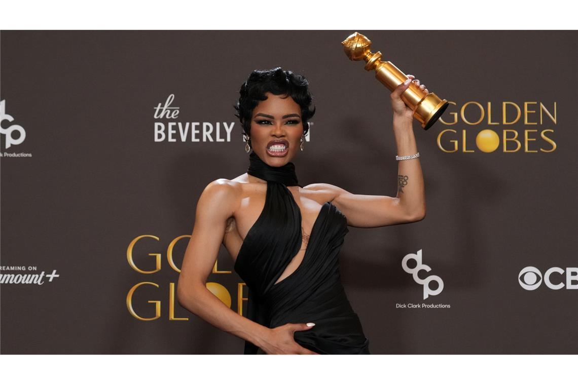 Teyana Taylor mit ihrer Auszeichnung für "One Battle After Another".