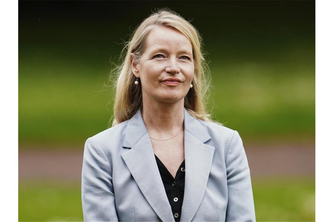 Sparmaßnahme oder Kostenturbo? Walker für Solarpflicht Thekla Walker (Bündnis 90/Die Grünen), Umweltministerin von Baden-Württemberg. Foto: Uwe Anspach/dpa-Pool/dpa/Archivbild
