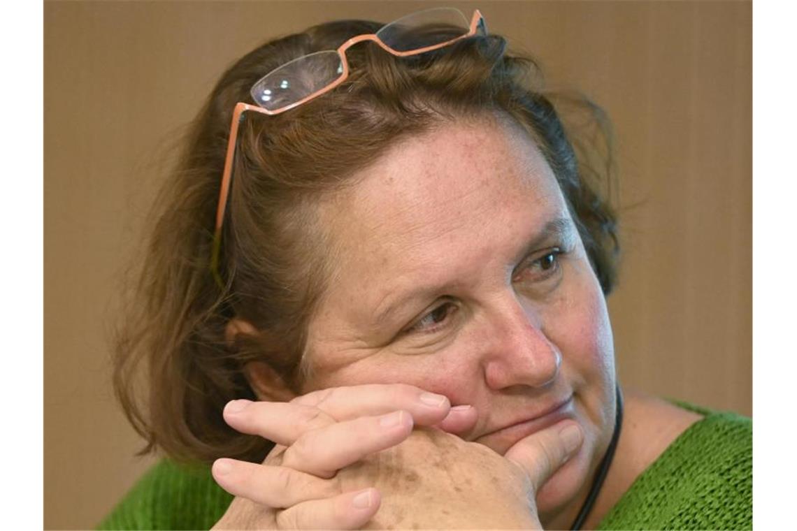 Schopper verteidigt Abschaffung der Maskenpflicht in Klassen Theresa Schopper (Bündnis 90/Die Grünen), Kultusministerin von Baden-Württemberg, sitzt im Landtag. Foto: Bernd Weißbrod/dpa/Archiv