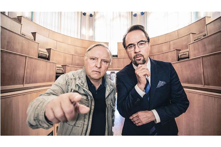 Thiel (Axel Prahl) und Boerne (Jan Josef Liefers, rechts) gehören zu den beliebtesten „Tatort“-Kommissaren.