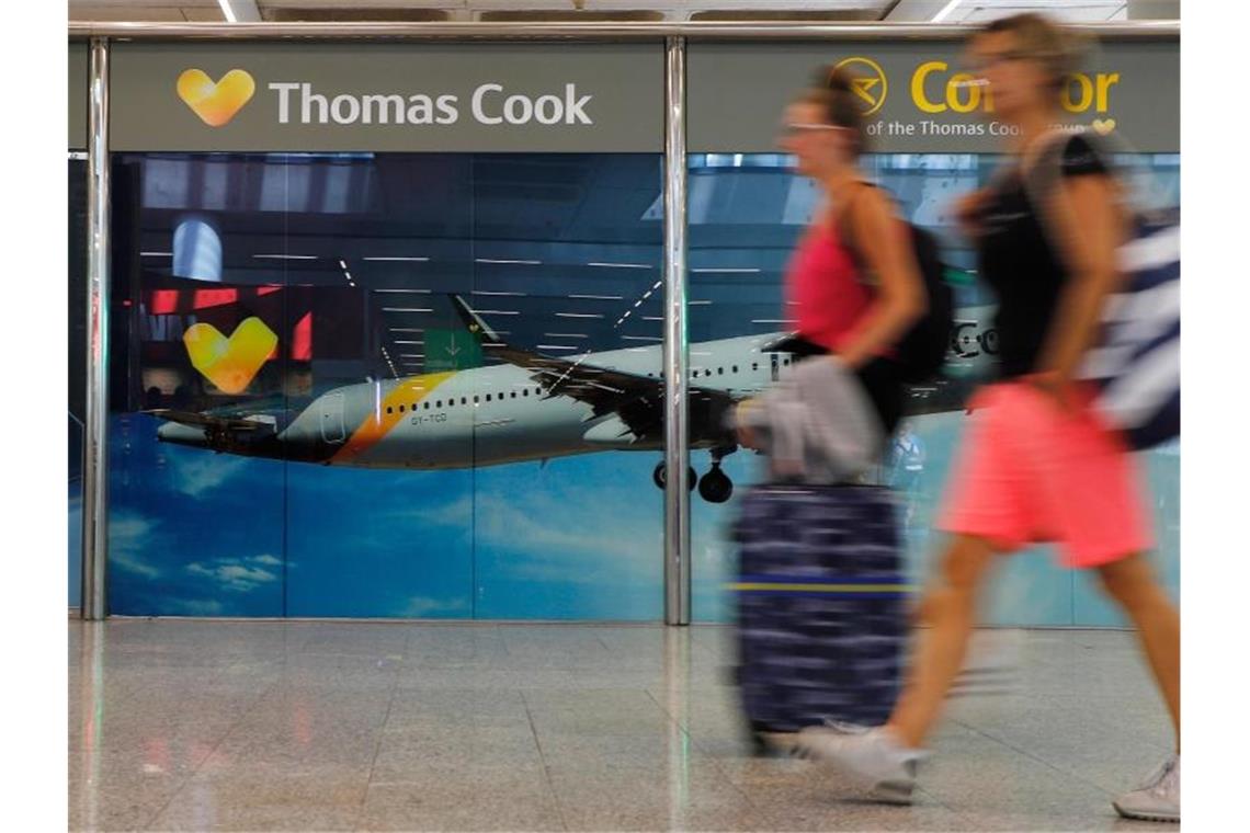 Thomas Cook verhandelt weiter um zusätzliches Geld Thomas Cook mit Marken wie Neckermann-Reisen und der Fluglinie Condor braucht dringend Geld, um in die Zukunft seines Geschäfts zu investieren. Foto: Clara Margais