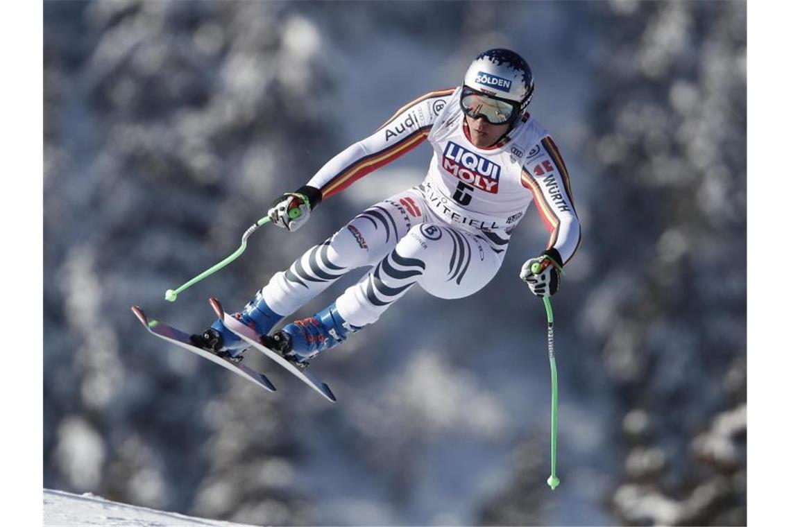 Thomas Dreßen belegte bei der letzten Abfahrt der Saison den achten Rang. Foto: Gabriele Facciotti/AP/dpa