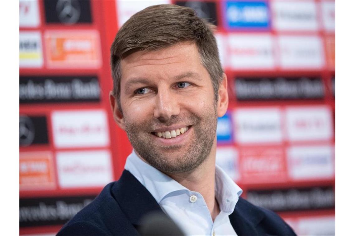 Thomas Hitzlsperger, neuer Vorstandsvorsitzender des VfB Stuttgart, während einer Pressekonferenz. Foto: Sebastian Gollnow/dpa