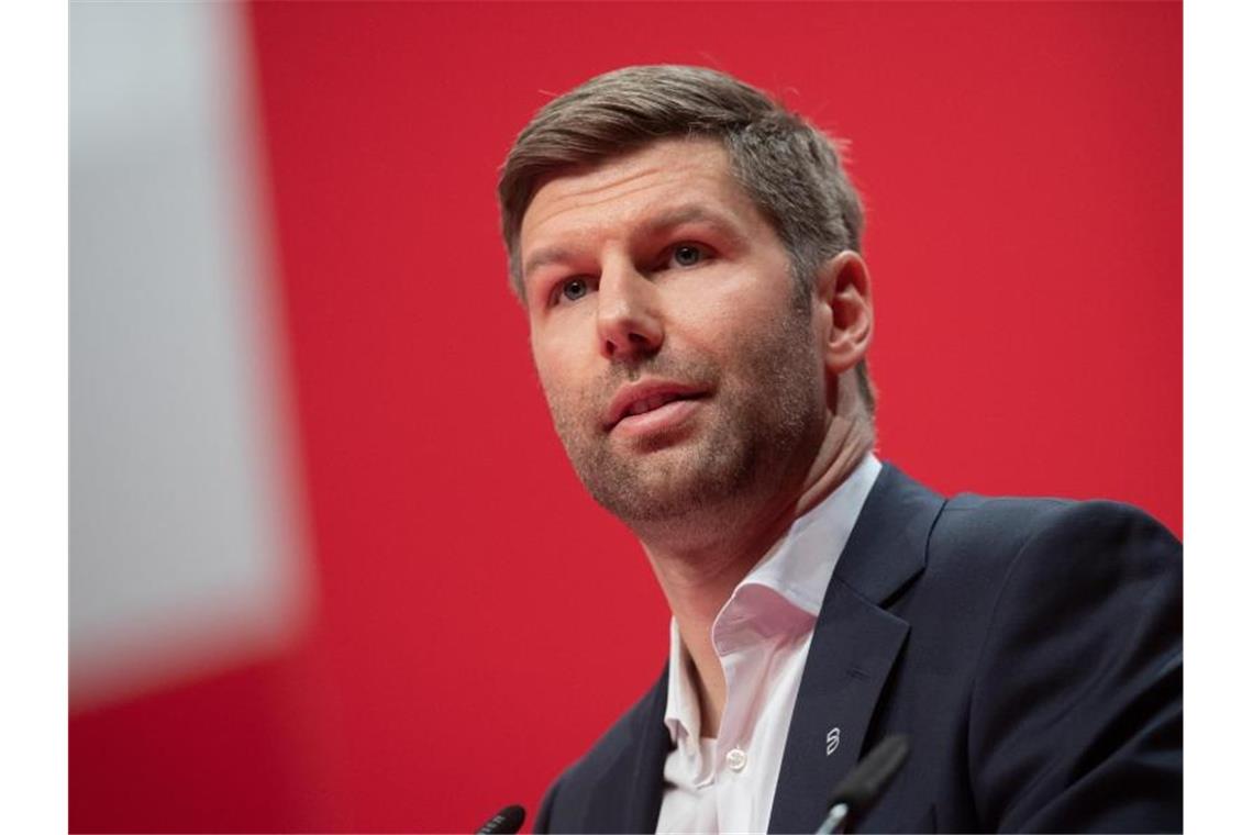 Thomas Hitzlsperger, Vorstandsvorsitzender des VfB Stuttgart. Foto: Tom Weller/dpa/Archivbild