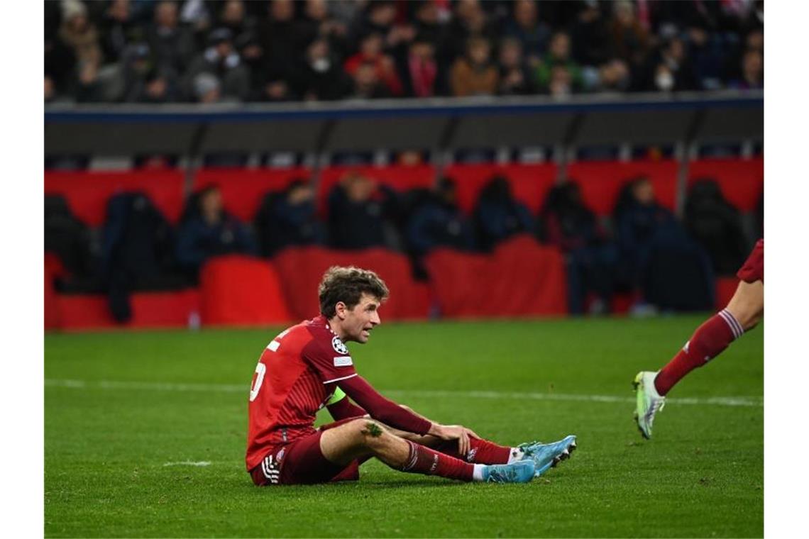 Darüber spricht die Liga: Fans, Haaland, Bayern und Hertha Thomas Müller und der FC Bayern warten auf den nächsten Sieg. Foto: Sven Hoppe/dpa