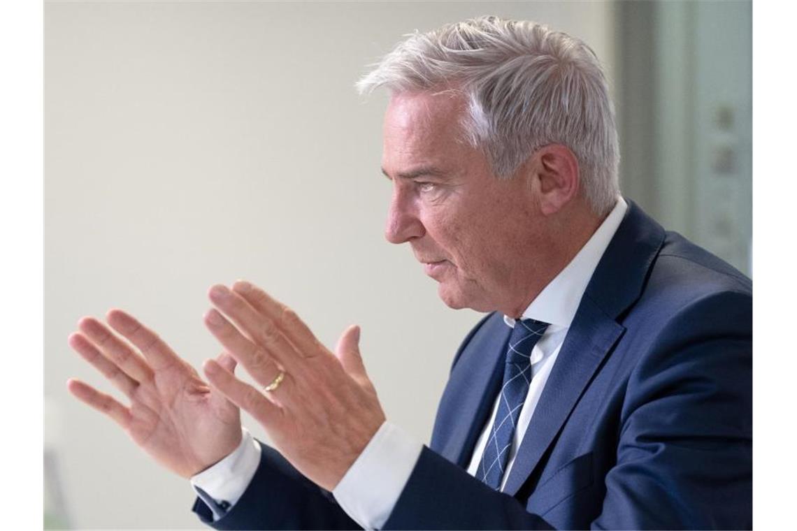 Thomas Strobel (CDU), Innenminister von Baden-Württemberg. Foto: Bernd Weissbrod/dpa/Archivbild
