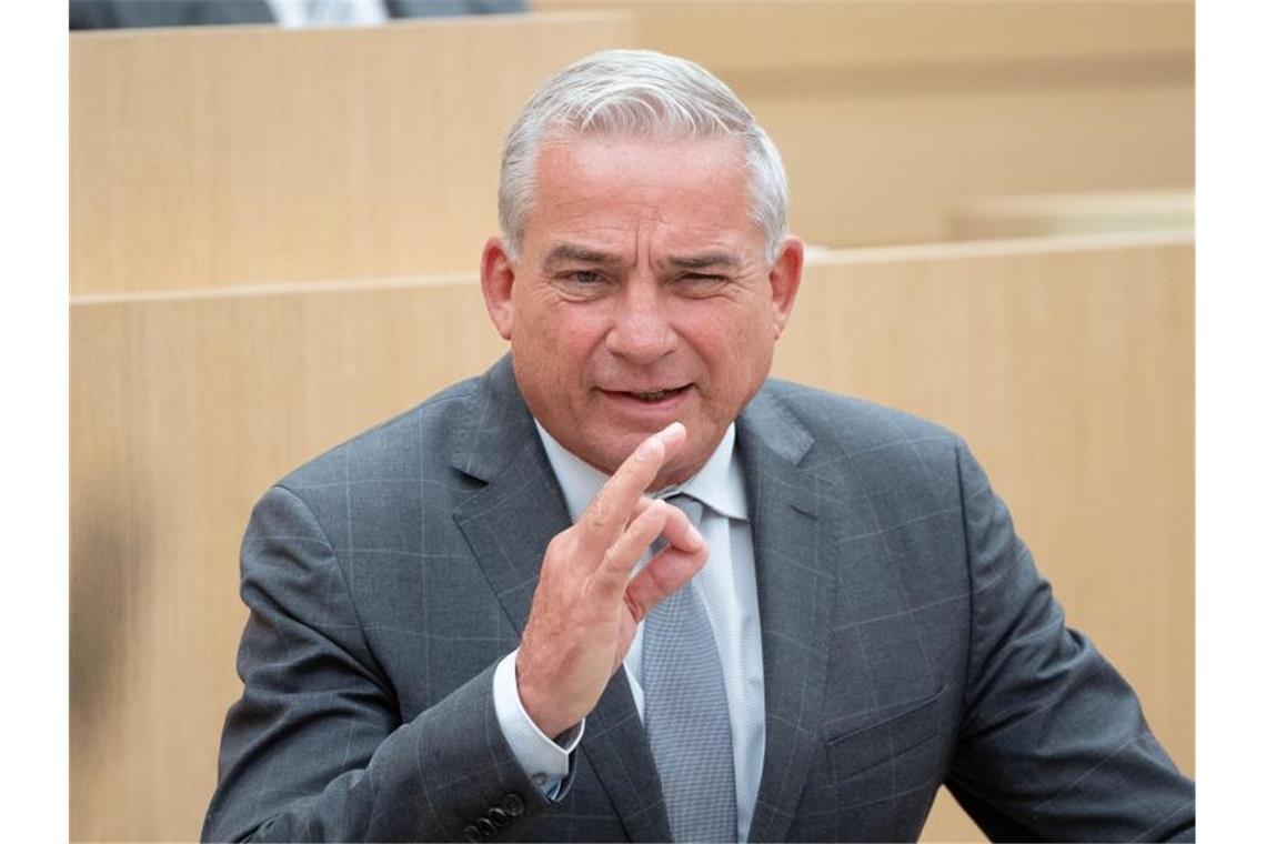 LKA-Anlaufstelle soll Politiker bei Anfeindungen beraten Thomas Strobl (CDU), Innenminister von Baden-Württemberg. Foto: Marijan Murat/Archivbild