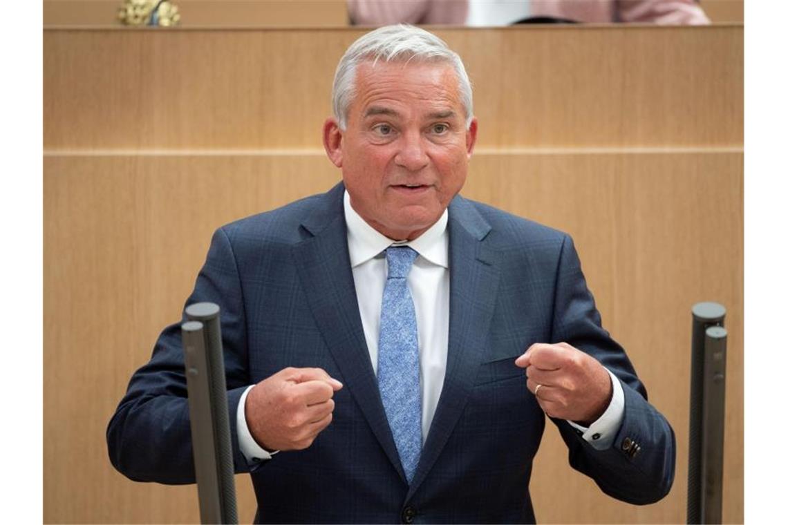 Herkunft der Krawallmacher: Strobl für „verbale Abrüstung“ Thomas Strobl (CDU), Innenminister von Baden-Württemberg. Foto: Marijan Murat/dpa/Archivbild