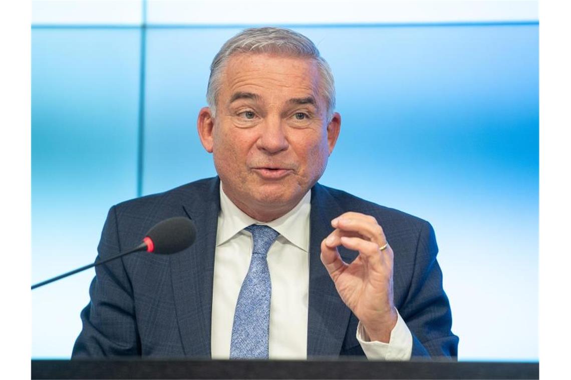 Lob über Polizeifunk: Innenminister grüßt Beamte im Einsatz Thomas Strobl (CDU), Minister für Inneres, Digitalisierung und Migration von Baden-Württemberg. Foto: Sebastian Gollnow/dpa/Archivbild