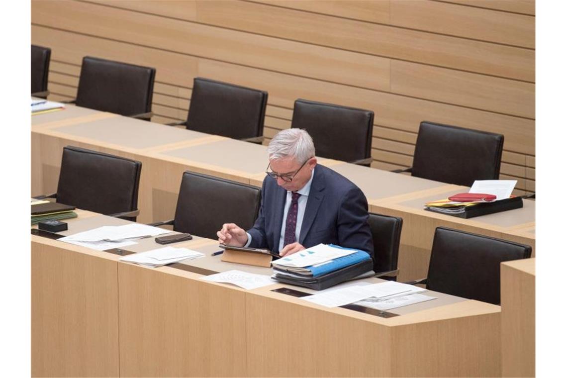 Gemeinderäte sollen künftig per Videokonferenz tagen dürfen Thomas Strobl. Foto: Marijan Murat/dpa/Archivbild
