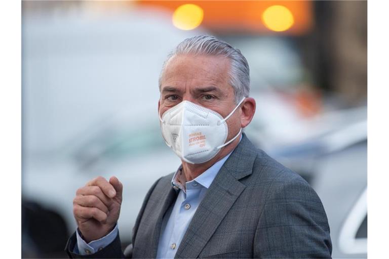 Thomas Strobl, Innenminister von Baden-Württemberg und Vorsitzender der CDU Baden-Württemberg, mit Mundschutz. Foto: Sebastian Gollnow/dpa/Archivbild