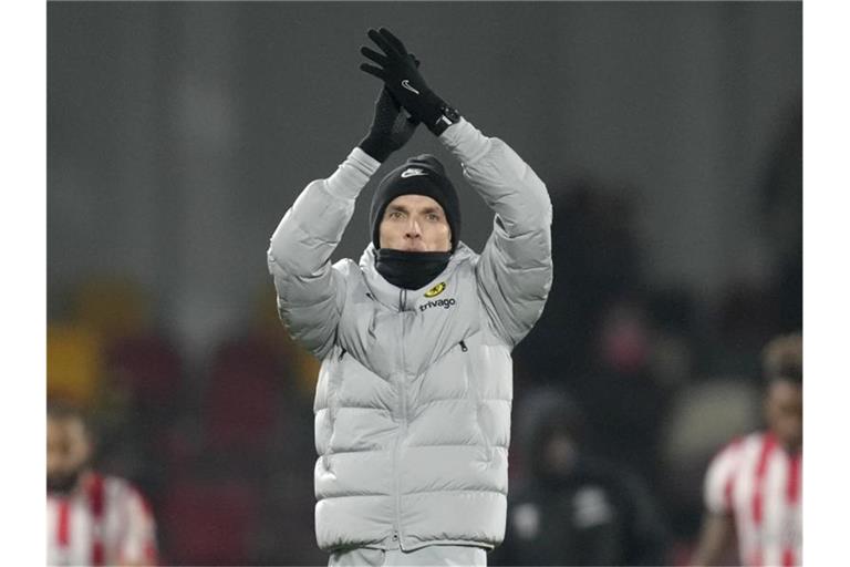 Thomas Tuchel, Trainer des FC Chelsea, winkt den Fans nach dem Spiel. Foto: Kirsty Wigglesworth/AP/dpa