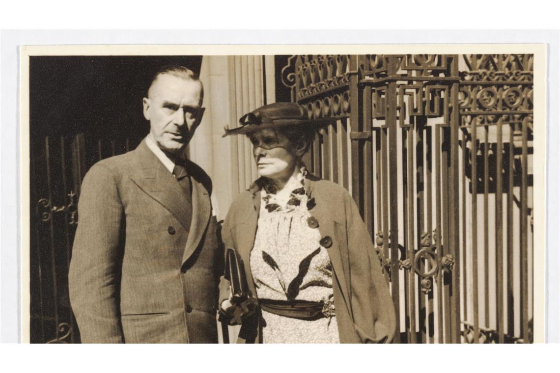 Autor und Aktivist - 150 Jahre Thomas Mann Thomas und Katja Mann in New York. (Archivbild)