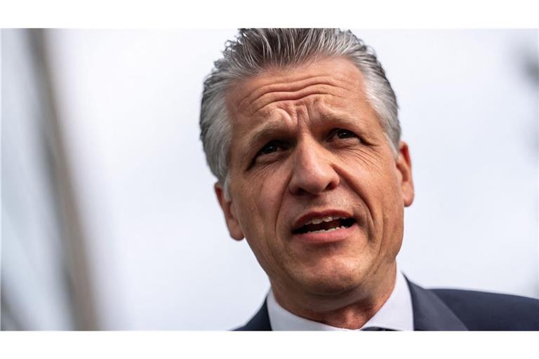 Thorsten Frei (CDU), Vorsitzender der CDU/CSU-Fraktion im Bundestag, kommt zur Sitzung des CDU Bundesvorstands am Konrad Adenauer Haus an. (zu dpa: «Unionsfraktionschef: Minderheitsregierung wäre Irrsinn»)