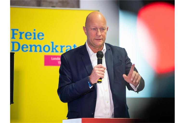 Thüringens FDP-Chef Thomas Kemmerich will Lösungen eine Minderheitsregierung ausloten, die nicht unter Führung der Linken steht. Foto: Michael Reichel/dpa
