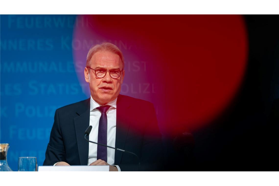Klingbeil: AfD politisch "kleinkriegen" - Orban stützt AfD Thüringens Innenminister Georg Maier (SPD) hält einen Verbotsantrag für aussichtsreich. (Archivfoto)
