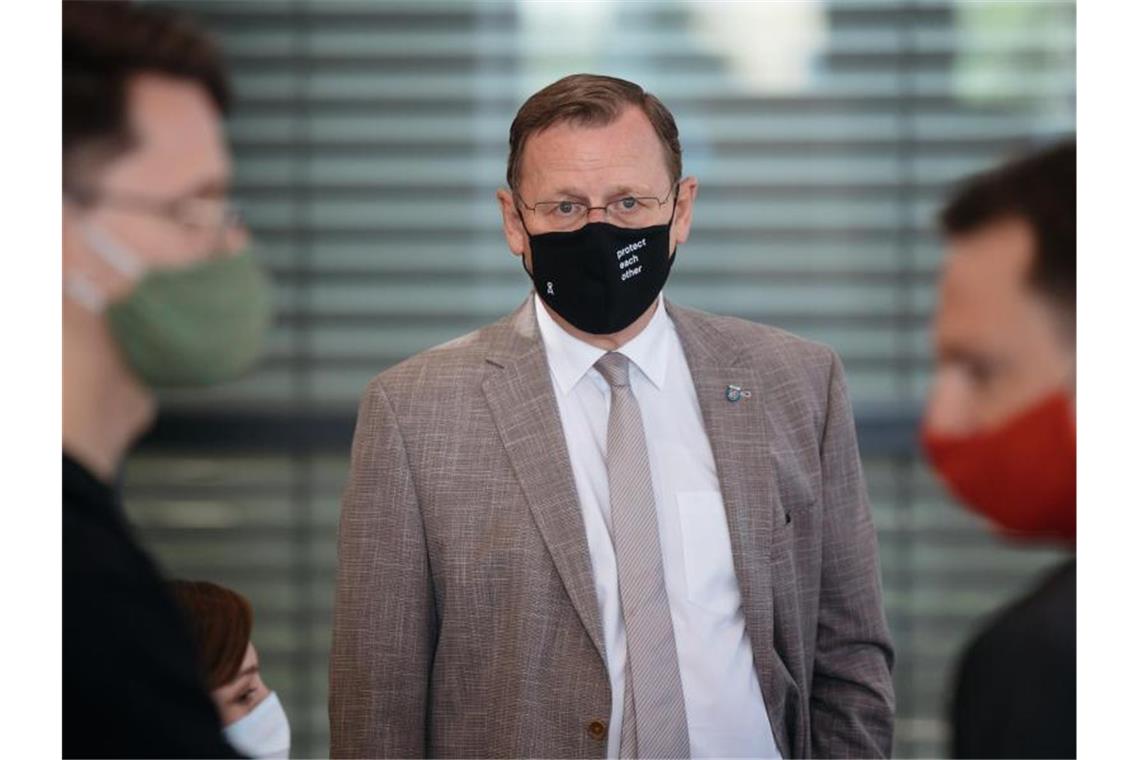 Thürings Ministerpräsident Bodo Ramelow hat dem AfD-Abgeordneten Stefan Möller im Landtag den Mittelfinger gezeigt. Foto: Michael Reichel/dpa-Zentralbild/dpa