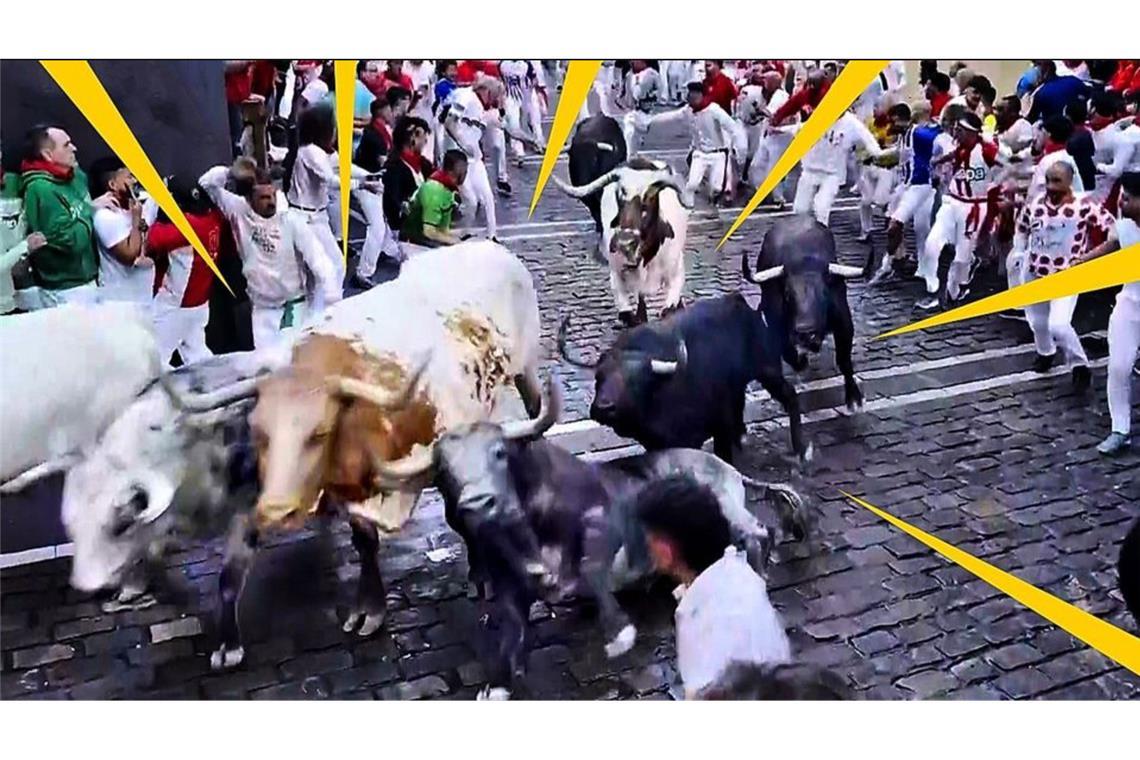 Stierlauf in Pamplona: Video zeigt riskantes Gedränge Tierschutzorganisationen kritisieren die Veranstaltung seit Jahren.