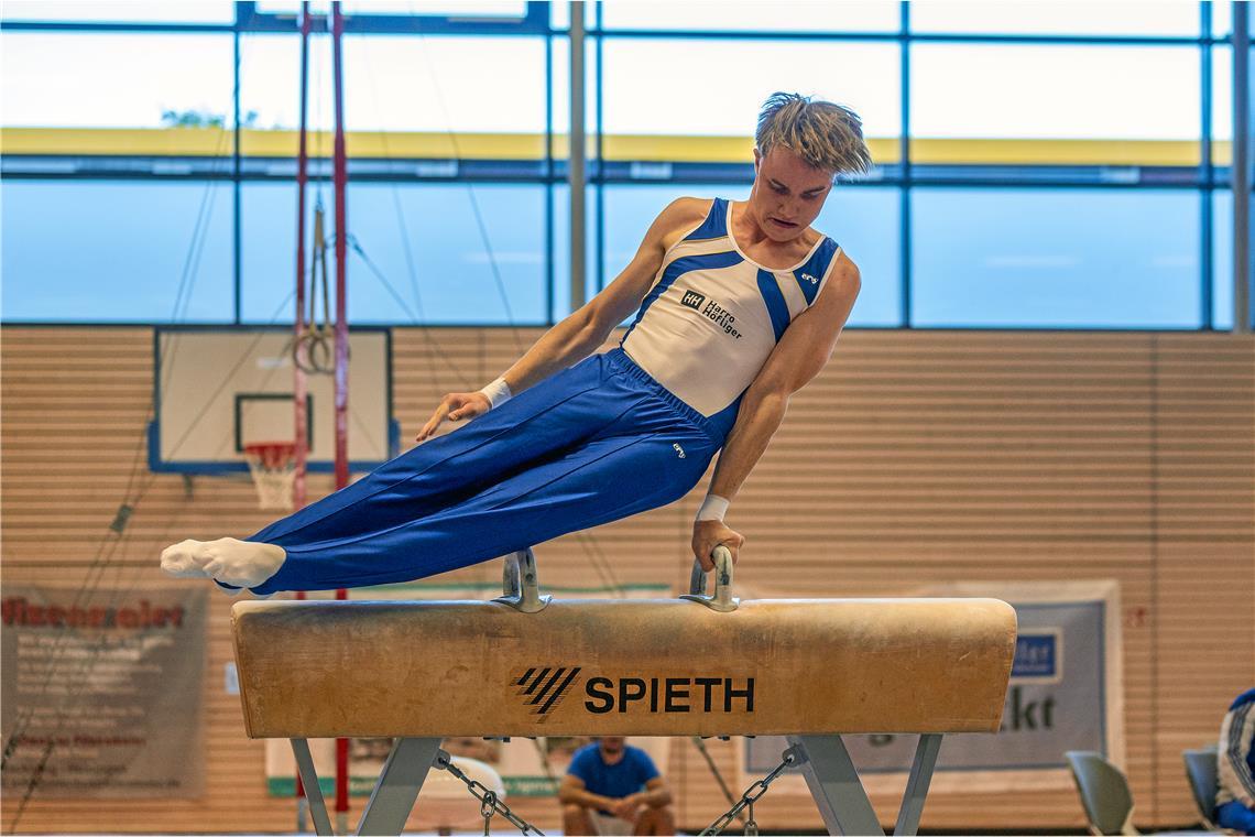 Backnanger Turner sind chancenlos Till Schädlich hat als einer von nur zwei Backnangern Scorepunkte gegen Unterföhring geholt. Foto: Christopher Cocks
