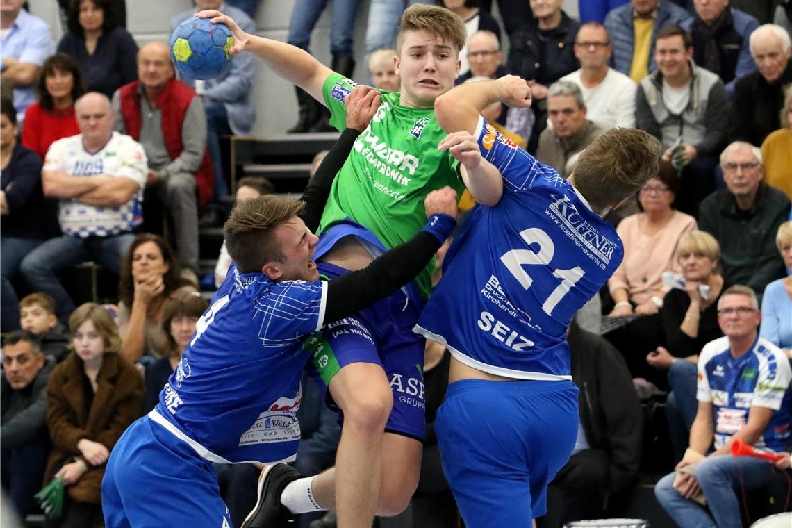 In der Fremde weiter ohne einen Punkt Timm Buck und sein Team mühten sich, verloren gegen Horkheim aber 28:33. Der HCOB wartet weiter auf den ersten Auswärtspunkt. Foto: A. Hornauer